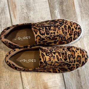 J/SLIDES Women's Leopard Print Sneakers